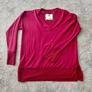Cupio Cranberry Top